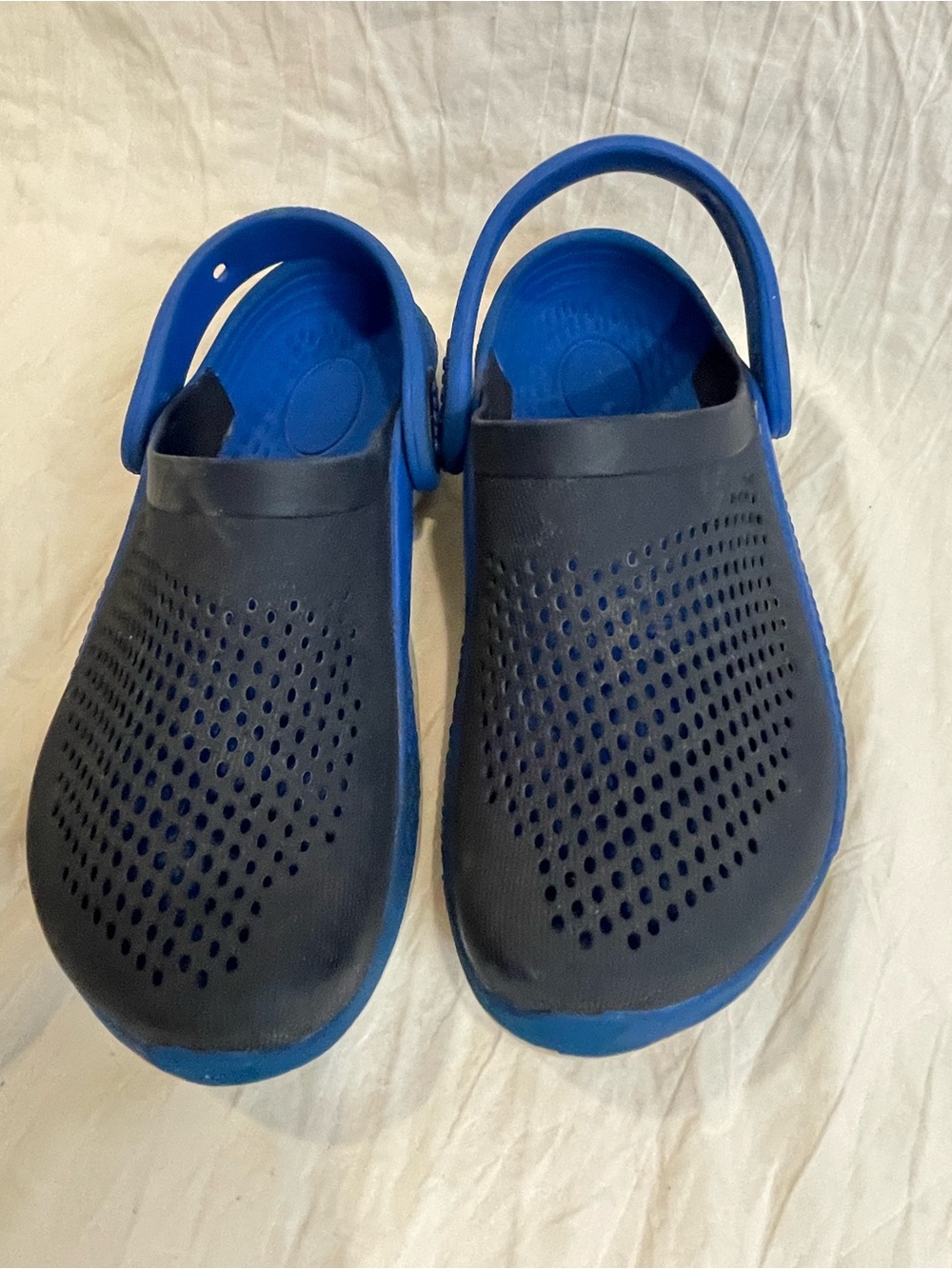 Crocs Swiftwater Clogs J2 Navy Blue Black Sport Water Shoes Kids